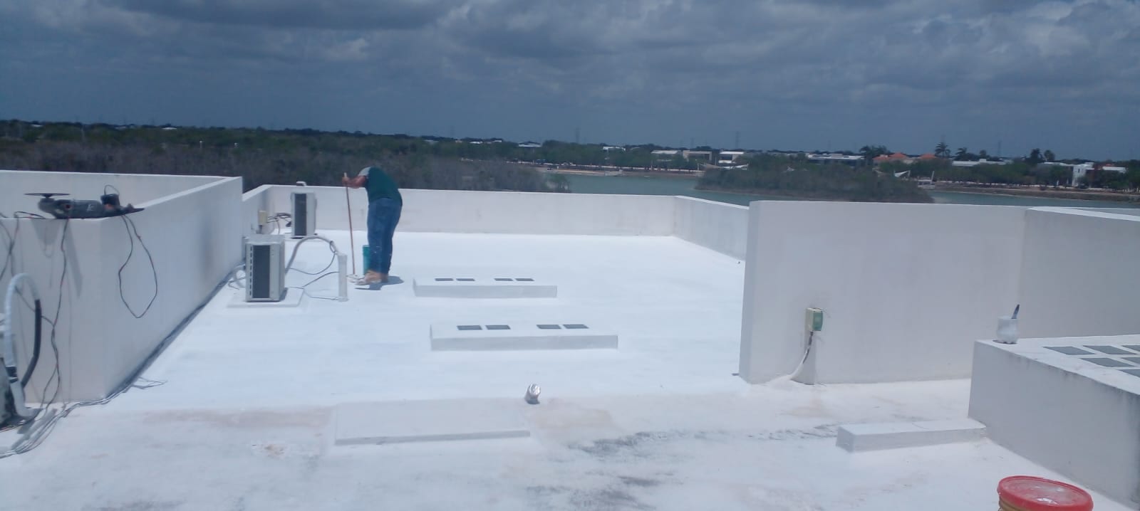 Azotea con impermeabilización terminada, vista a laguna, Cancún
